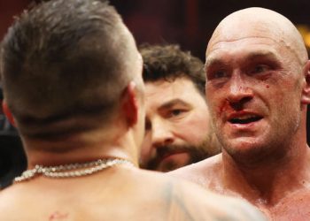 «Я не выиграю судейским решением»: Фьюри сделал заявление про реванш с Усиком — Спорт ):Бокс