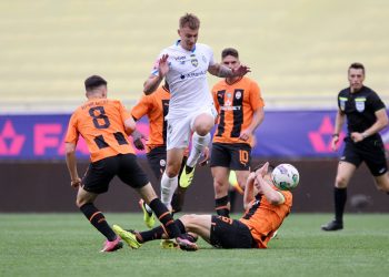 Рекордний врожай червоних «київсько-донецьких» карток збільшився