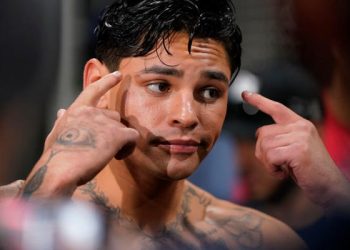 «Столкнулся с ужасными новостями»: Адвокат озвучил причину эмоционального срыва Гарсии — Спорт ):Бокс