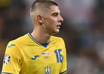 Врач сборной Украины раскрыл подробности травмы Миколенко