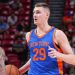 Дмитро Скапінцев провів перший матч в Літній лізі НБА цього року — Федерація баскетболу України