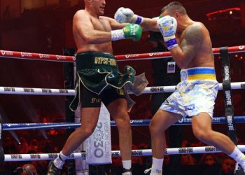 Хирн назвал фаворита реванша Усик — Фьюри — Спорт ):Бокс