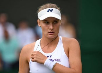 Ястремская не пожала руку француженке после игры — Теніс