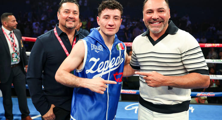 "Пойдем по линии WBO": Промоутер непобежденного мексиканца хочет устроить бой с Беринчиком