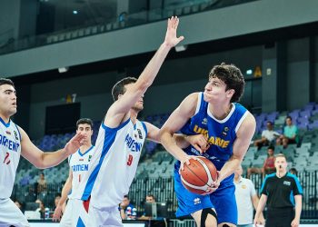 Стартова перемога України на чемпіонаті Європи U-20: фотогалерея — Федерація баскетболу України