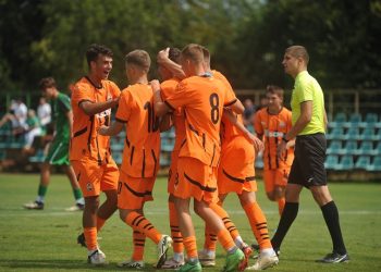 1-й тур Чемпіонату U-19 мовою чисел та фактів