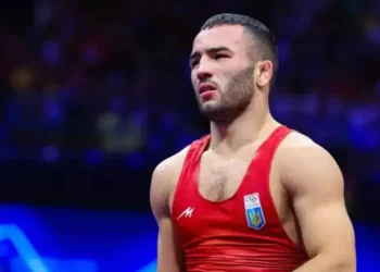 Насібов – про срібло ОІ-2024: «Ця медаль дуже дорога для мене і я поділяю її з усією своєю країною» | Боротьба |