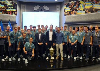 Чемпіони України U-19 отримали медалі та Кубок Чемпіонату U-19 в Будинку футболу