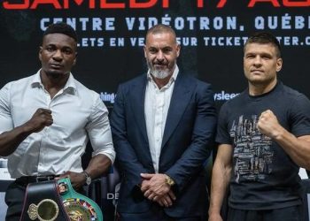 «Не исчерпал свой ресурс»: Авторитетный тренер оценил шансы Деревянченко в ближайшем бою — Спорт ):Бокс