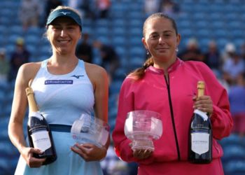 Украинка получила мячом в голову в игре US Open — Теніс