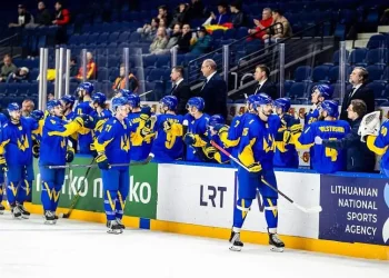 Україна впевнено переграла Угорщину напередодні старту в Олімпійській кваліфікації | Хокей |