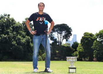 Надаль хочет, чтобы Джоковичу разрешили не прививаться — Теніс