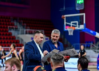 Кривбас впевнено виграв у БК Запоріжжя: відео пресконференції — Федерація баскетболу України