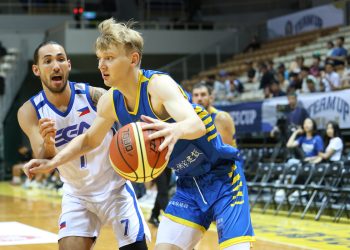 Олександр Кобзистий наступний сезон проведе в NCAA — Федерація баскетболу України