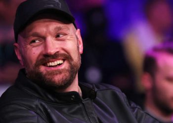 «Пять-шесть раундов»: Фьюри сделал прогноз на реванш с Усиком — Спорт ):Бокс