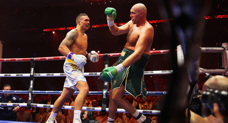 Усик признался, не сломал ли ему челюсть Фьюри во время первого боя