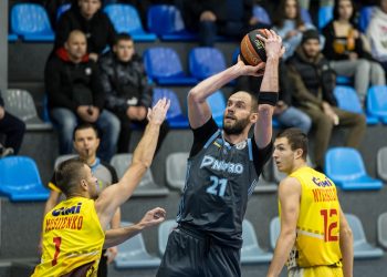 Дніпро виграв четвертий матч в сезоні, обігравши Старий Луцьк — Федерація баскетболу України