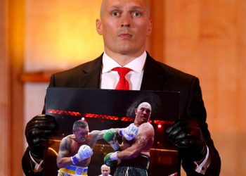 Фьюри назвал ошибки в бою с Усиком — Спорт ):Бокс