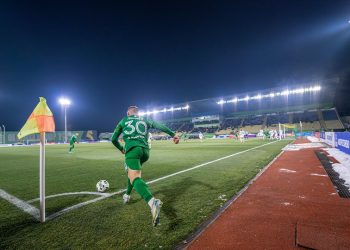 Футболісти «Полісся» у матчі із «Зорею» підняли планку рекорду за кількістю кутових