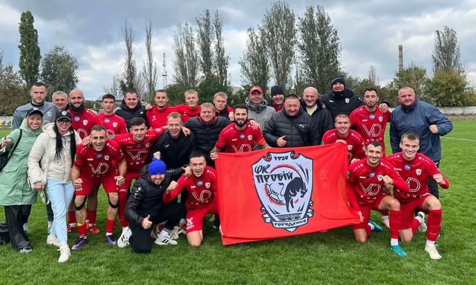 Один із лідерів Другої ліги припинив співпрацю з п’ятьма футболістами