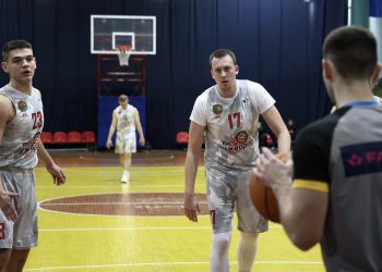 Перша ліга: Ужгород вийшов в одноосібні лідери Західної групи, БІПА-2 залишилась непереможною — Федерація баскетболу України