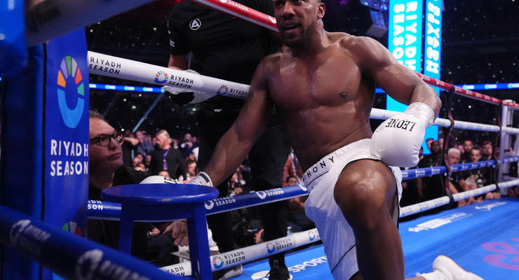 Промоутер Джошуа объяснил, почему не стоит проводить незамедлительный реванш с Дюбуа