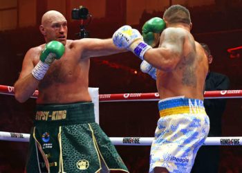 «Знает, как использовать преимущество»: Экс-чемпион оценил шансы Фьюри в реванше с Усиком — Спорт ):Бокс