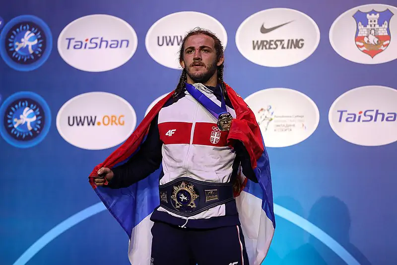 Дворазового чемпіона світу побили та заарештували на протестах у Грузії