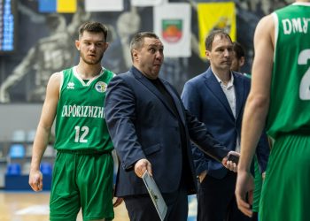 БК Запоріжжя сенсаційно переміг Київ-Баскет: відео пресконференції — Федерація баскетболу України