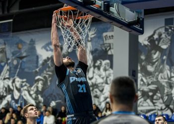 Чемпіон України продовжив переможну серію в матчі з Запоріжжям: фотогалерея — Федерація баскетболу України