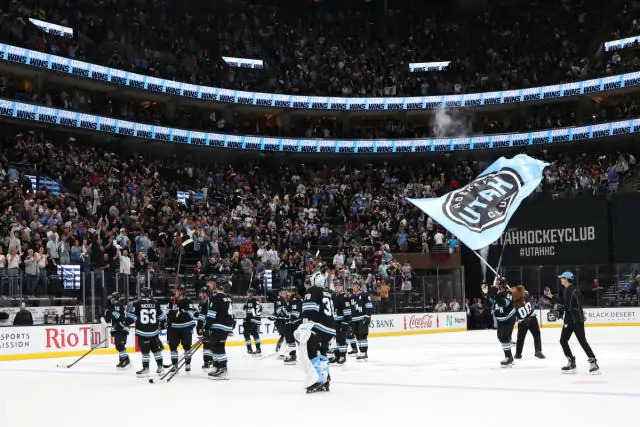 Даллас обіграв Юту, Чикаго програв третій матч поспіль