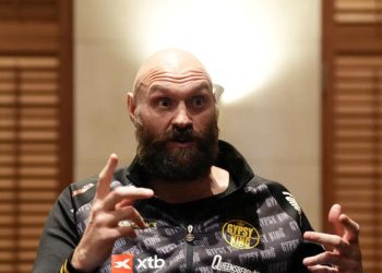 Фьюри назвал свой вес на реванш с Усиком — Спорт ):Бокс