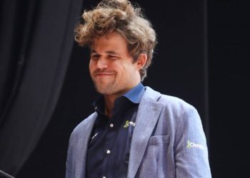 Магнус Карлсен дисквалифицирован с чемпионата мира по рапиду — Шахи