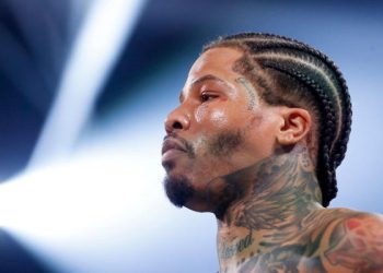 Новая дата перенесенного боя Джервонты и Роуча утверждена — Спорт ):Бокс