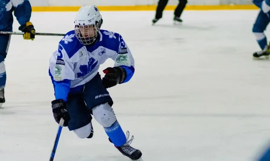 Сокіл закинув десять шайб у ворота Крижинки