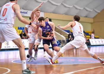 Старий Луцьк впевнено переміг Кривбас, взявши реванш за поразку в першому колі — Федерація баскетболу України