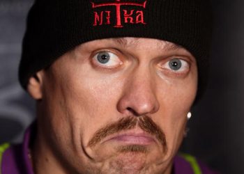 Усик отправил Фьюри поздравление с Рождеством — реакция Тайсона была дикой — Спорт ):Бокс