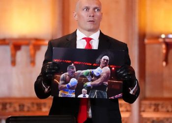 «В мою эпоху он был бы бомжом»: известный боксер оценил Усика — Спорт ):Бокс