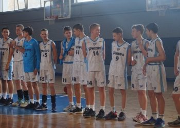 ВЮБЛ серед юнаків 2010 року: дніпровська СДЮСШОР-5-ДФКС виграла тур у Києві — Федерація баскетболу України