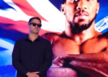 «Дайте ему несколько недель»: Промоутер Джошуа высказался о возможности организации боя с Фьюри — Спорт ):Бокс