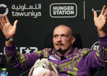 Хирн подобрал соперника для Усика — Спорт ):Бокс