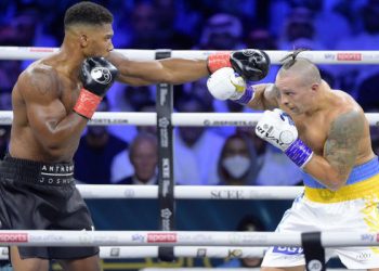 «Я думал, что с ним покончено»: Хирн сделал признание о реванше Усик — Джошуа — Спорт ):Бокс