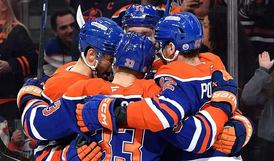 Кароліна програла Коламбусу, Едмонтон виграв у Юти, Детройт обіграв Піттсбург