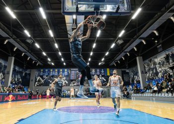 Кривбас програв Дніпру другий поєдинок сезонної серії: фотогалерея — Федерація баскетболу України