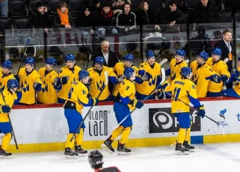Україна U-20 розгромила Японію та стала «чемпіоном світу» | Хокей |