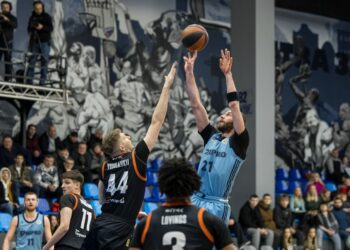Дніпро переміг Кривбас у дограванні перенесеного матчу Суперліги Favbet — Федерація баскетболу України