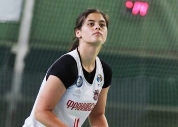 Франківськ-ПНУ розпочав ігровий тиждень у жіночій Вищій лізі з перемоги над Переяславом — Федерація баскетболу України