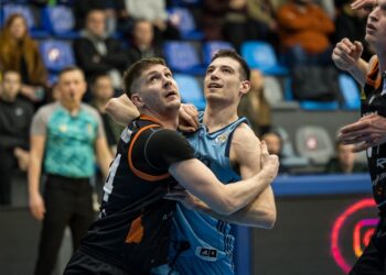 Кривбас на виїзді поступився Дніпру в перенесеному поєдинку: фотогалерея — Федерація баскетболу України