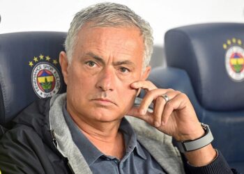 Моуриньо обвиняют в расизме и грозят криминальным делом