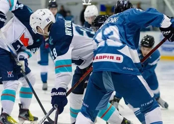Шторм та Київ Кепіталз здобули розгромні перемоги в чемпіонаті України | Хокей |